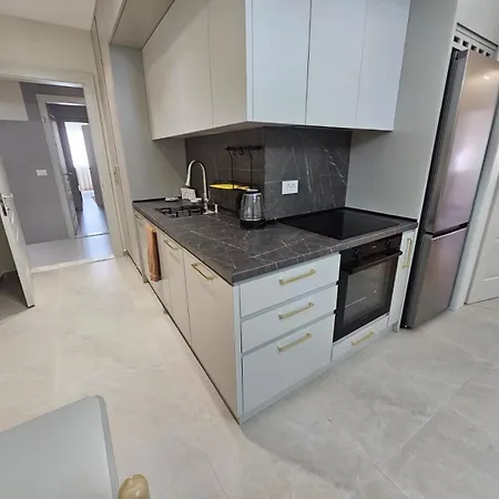 Ne Qender Apartment